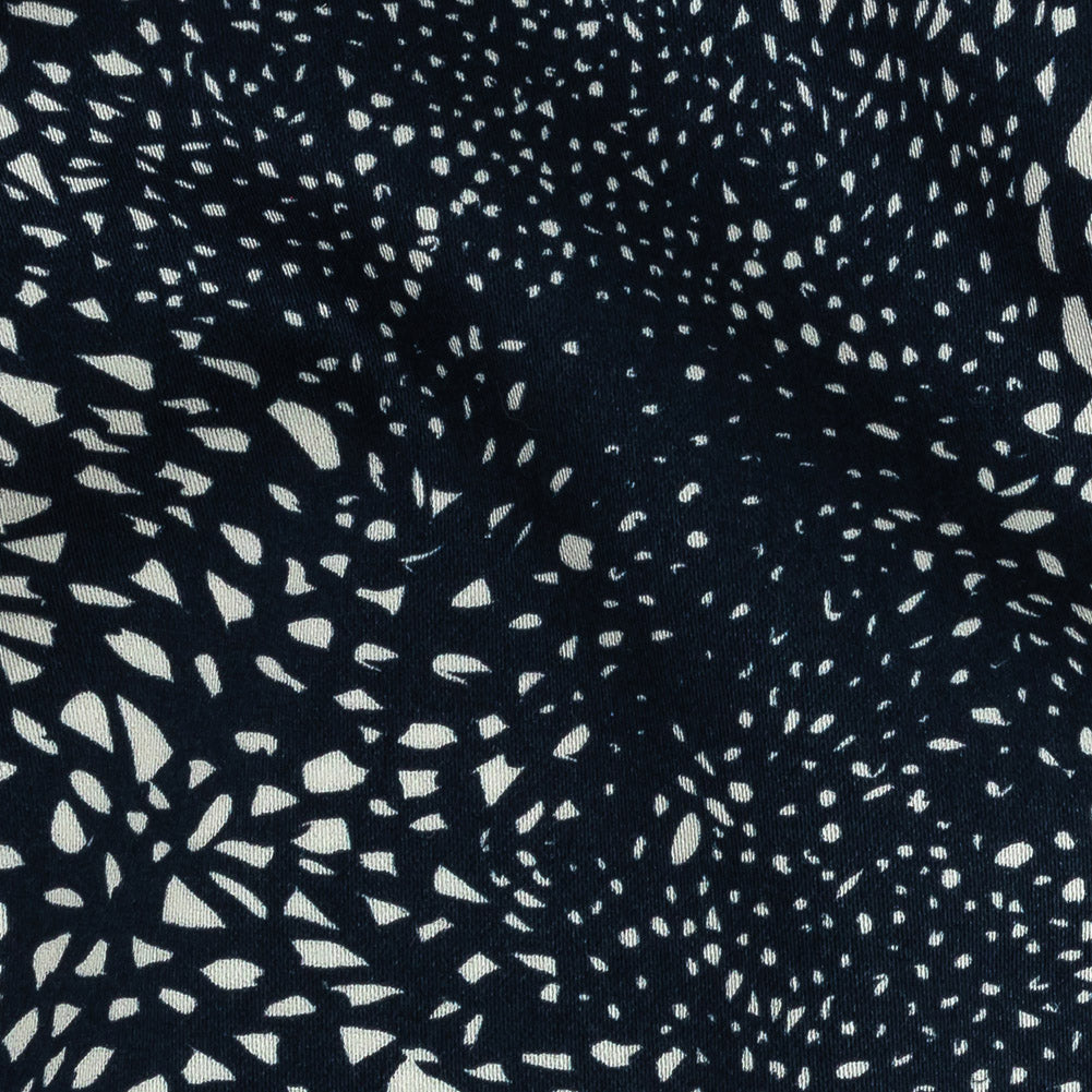 Mood Exclusive Navy Windswept Fields Stretch Cotton Sateen Detail Mood Exclusive Navy Windswept Fields Stretch Cotton Sateen Detail