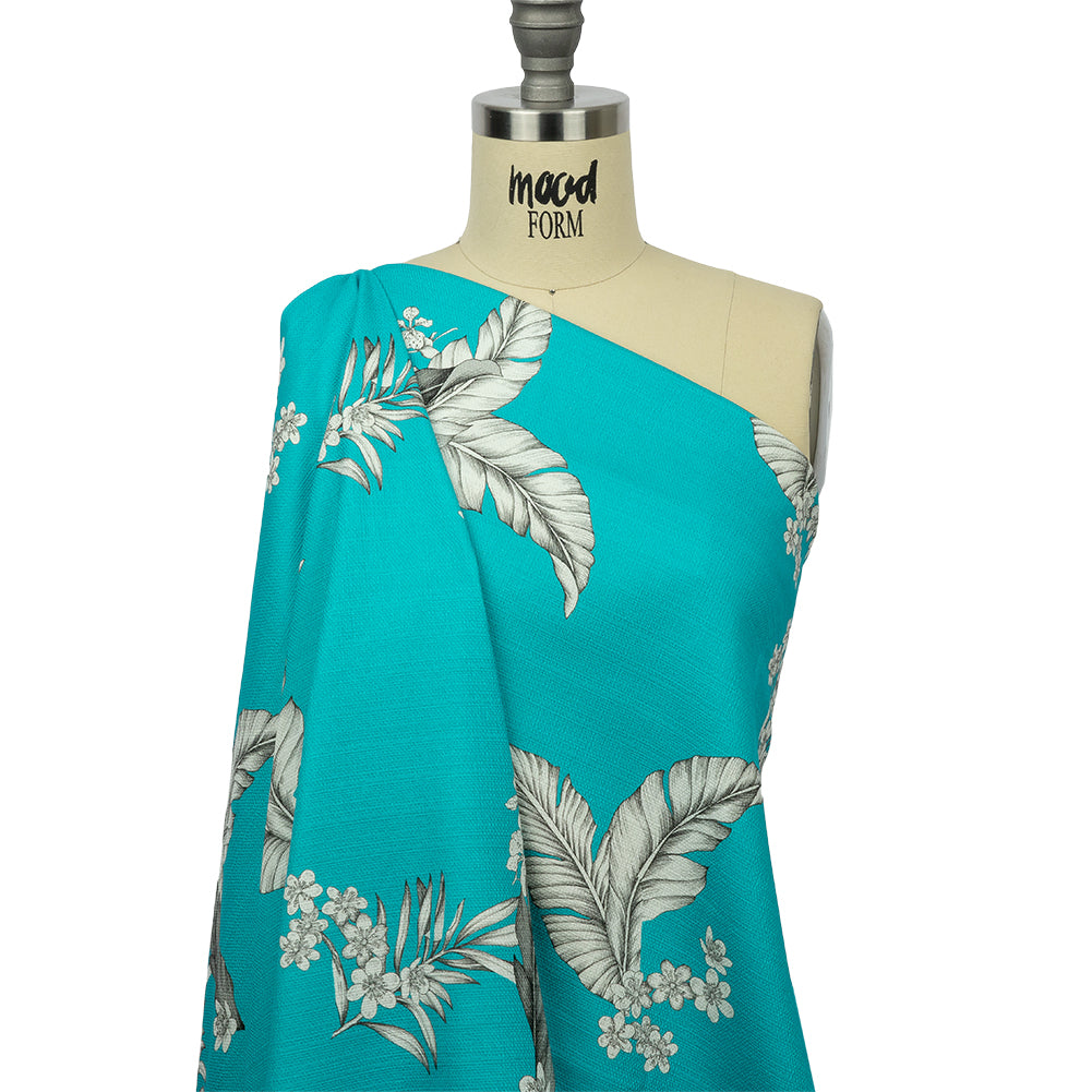 Mood Exclusive Passing By Stretch Cotton Woven Drape Mood Exclusive Passing By Stretch Cotton Woven Drape