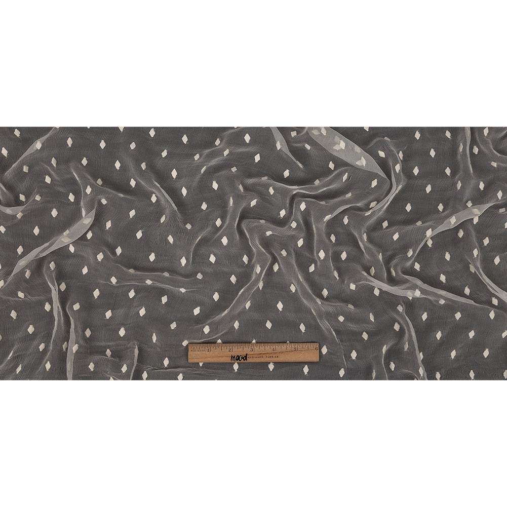 Famous Australian Designer Pristine Embroidered Diamonds Crinkled Silk Chiffon Full Famous Australian Designer Pristine Embroidered Diamonds Crinkled Silk Chiffon Full