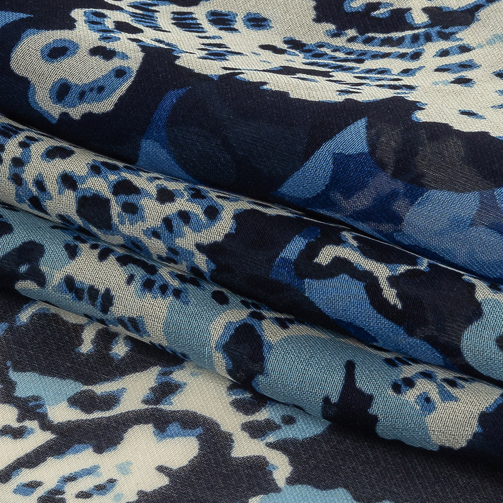 Blue and Cream Floral Silk Chiffon Detail Blue and Cream Floral Silk Chiffon Detail