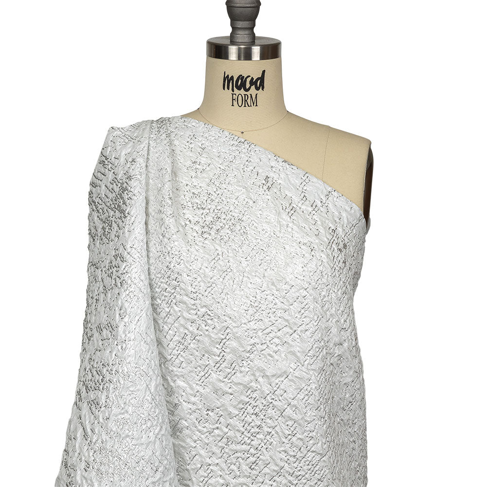 Metallic Silver and White Crinkled Luxury Brocade Drape Metallic Silver and White Crinkled Luxury Brocade Drape