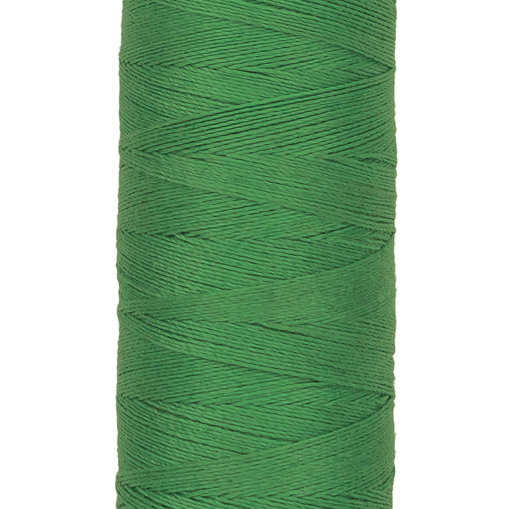 Gutermann Sew All Thread 100m - 744 Jewel Green Detail Gutermann Sew All Thread 100m - 744 Jewel Green Detail