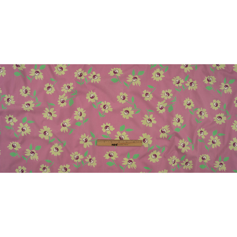 Stretch Cotton Poplin Print - Pink and Yellow Yin Yang Flowers - Mood Exclusive Groovy Baby Full Stretch Cotton Poplin Print - Pink and Yellow Yin Yang Flowers - Mood Exclusive Groovy Baby Full