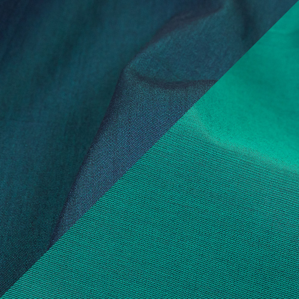 Bayou and Majolica Blue Double Faced Cotton Twill Shirting Detail Bayou and Majolica Blue Double Faced Cotton Twill Shirting Detail