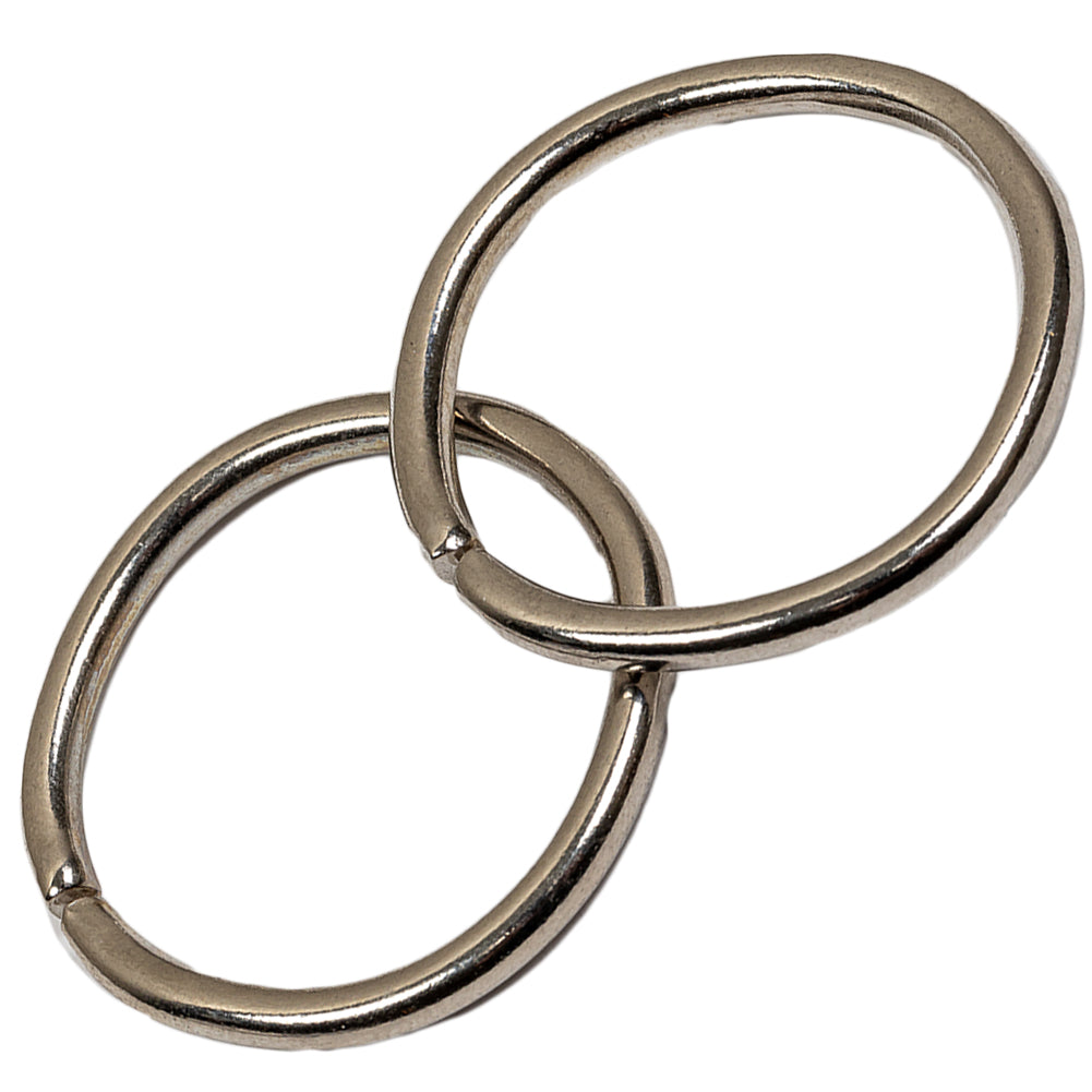Nickel Split Metal O Ring - 1.25" Detail Nickel Split Metal O Ring - 1.25" Detail