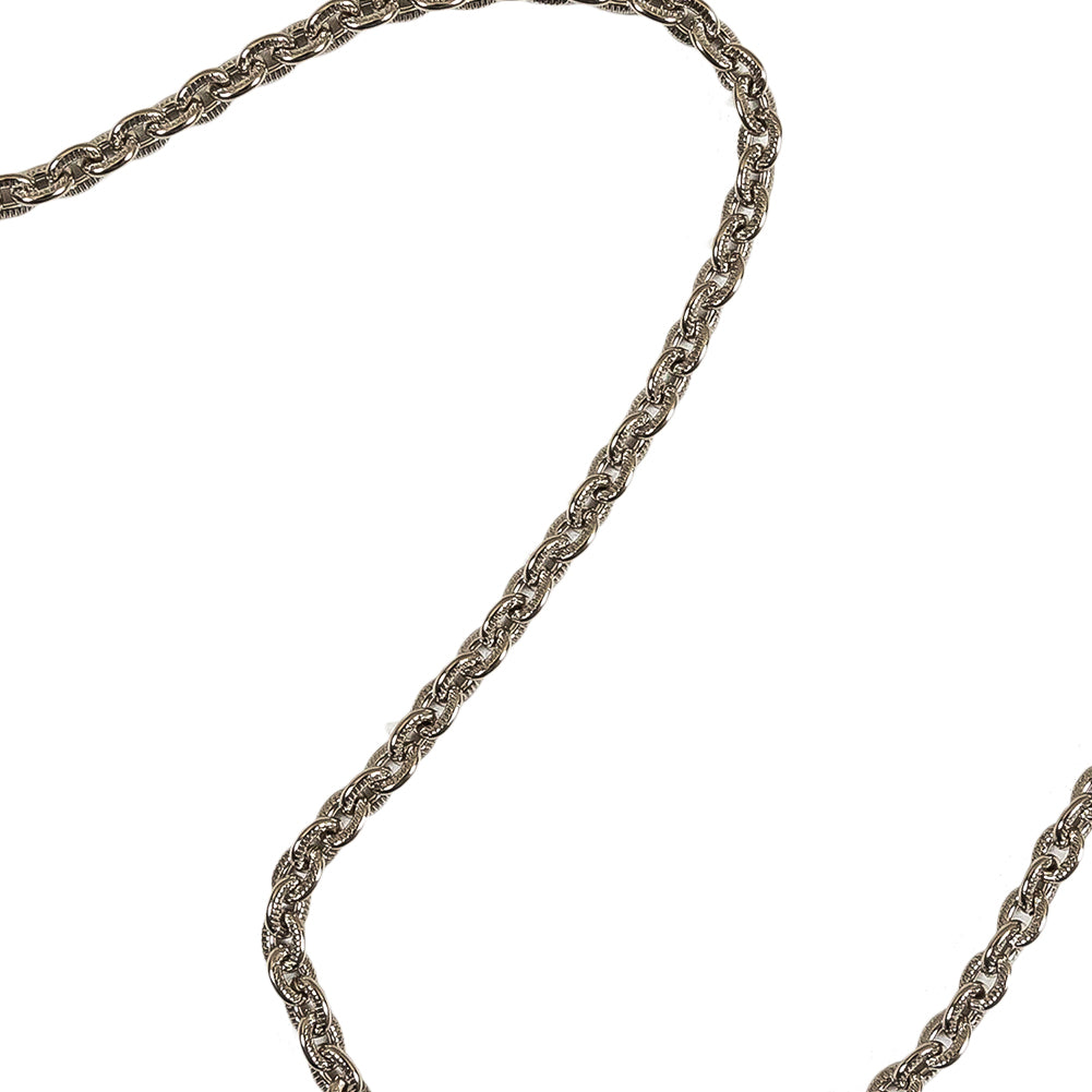 Silver Textured Chain Purse Strap with Triangular Rings - 16" x 0.375" Detail Silver Textured Chain Purse Strap with Triangular Rings - 16" x 0.375" Detail