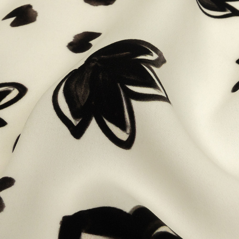 Mood Exclusive Large Lazy Lotus Polyester Crepe Detail Mood Exclusive Large Lazy Lotus Polyester Crepe Detail