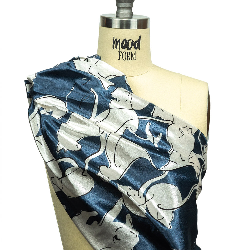 Mood Exclusive Catnap Couture Polyester Velour Drape Mood Exclusive Catnap Couture Polyester Velour Drape