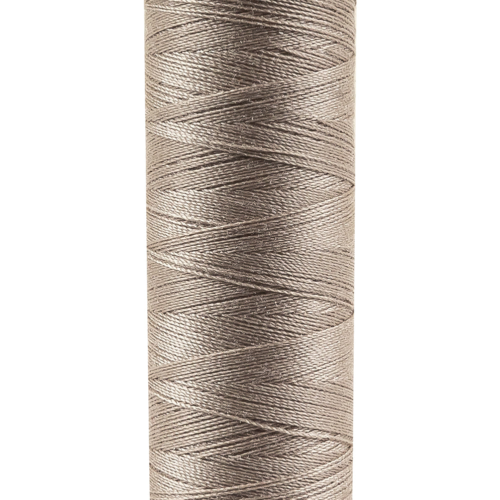 Gutermann Sew All Thread 100m - 526 Fawn Beige Detail Gutermann Sew All Thread 100m - 526 Fawn Beige Detail