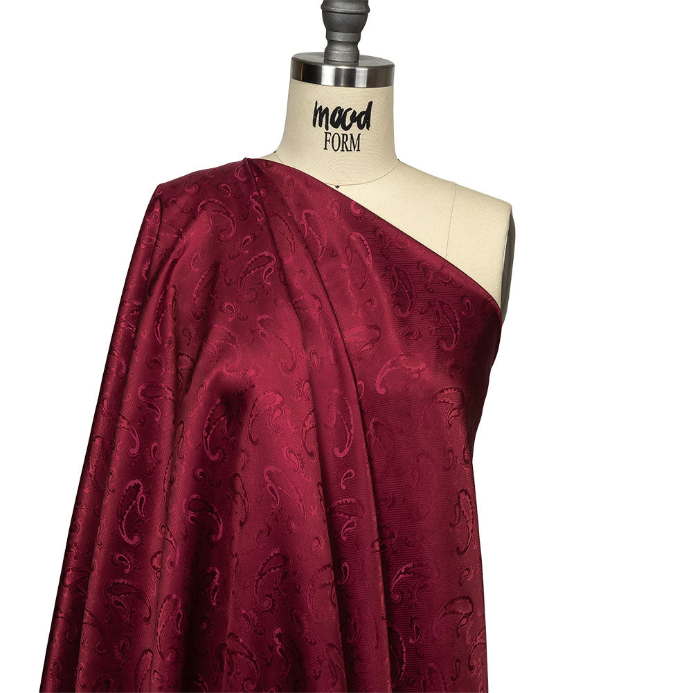Magenta Paisley Jacquard Lining Magenta Paisley Jacquard Lining