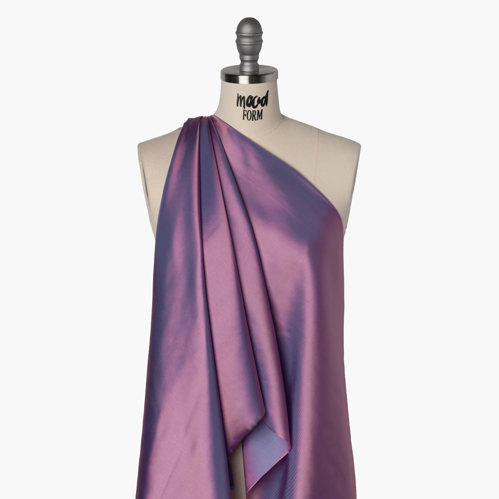 Iridescent Twill Lining - Pink and Aqua Drape Iridescent Twill Lining - Pink and Aqua Drape