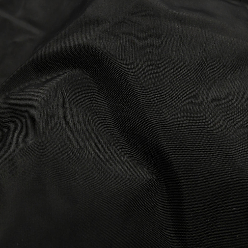 Black Zig Zag Polyester Quilted Coating Detail Black Zig Zag Polyester Quilted Coating Detail