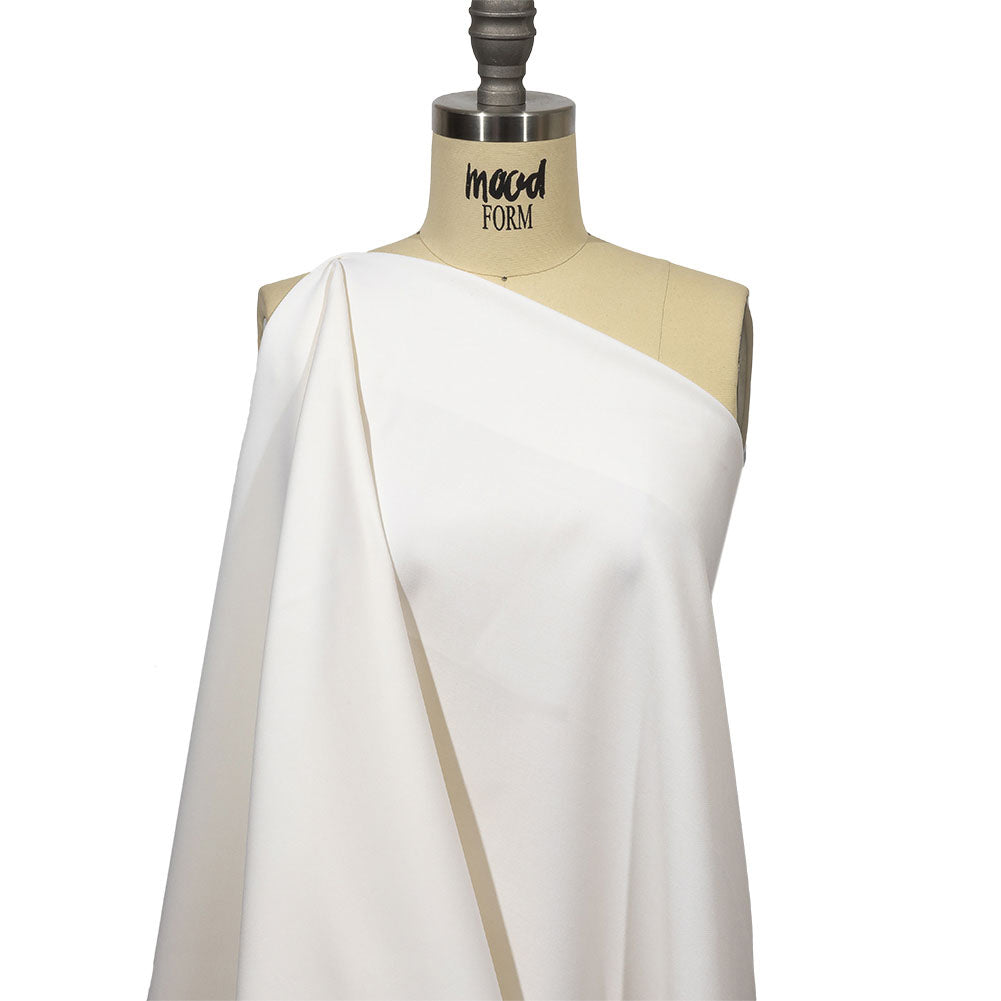 Italian Off White Double Face Stretch Super 160 Virgin Wool Twill Suiting Italian Off White Double Face Stretch Super 160 Virgin Wool Twill Suiting