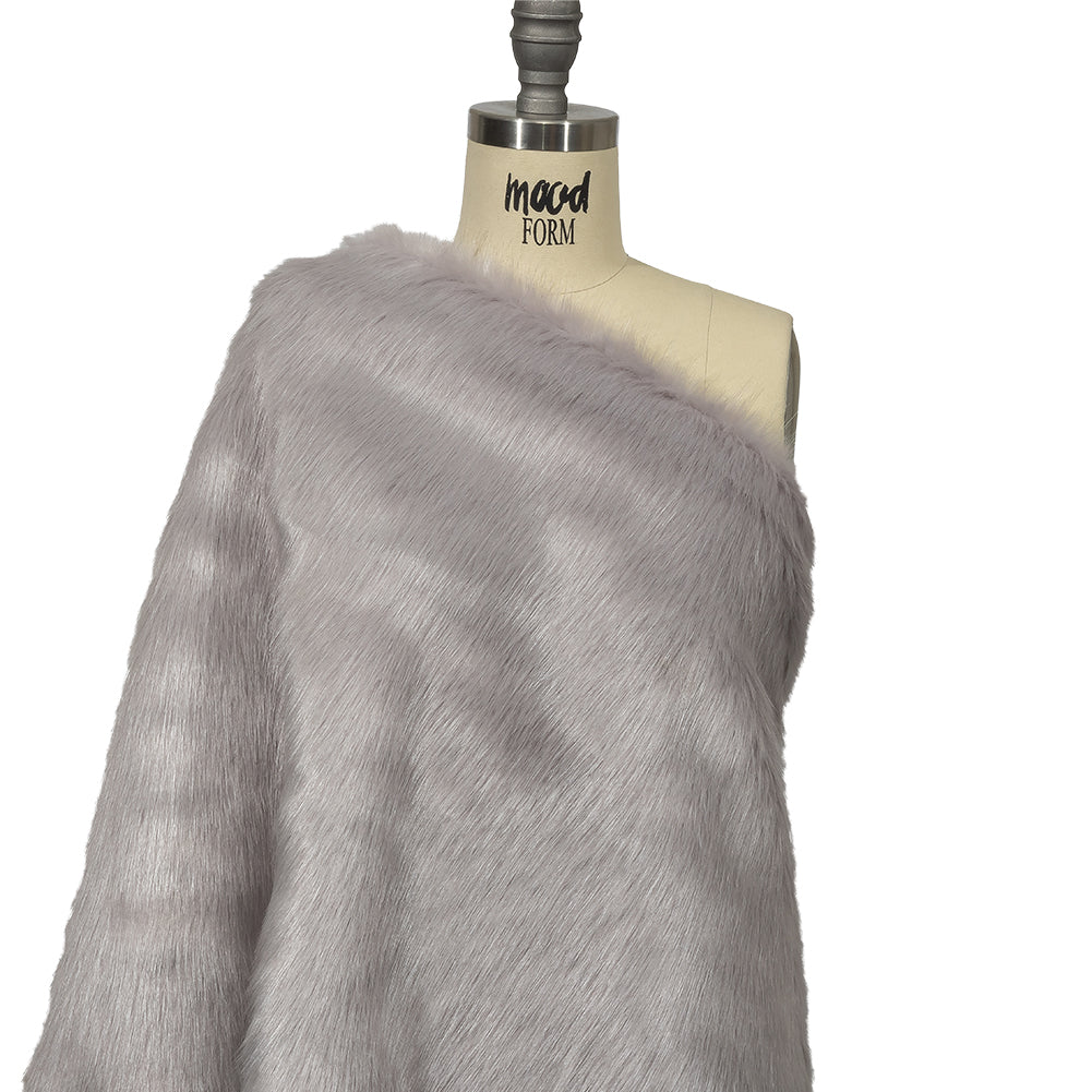 Silver Gray Luxury Faux Fur Drape Silver Gray Luxury Faux Fur Drape