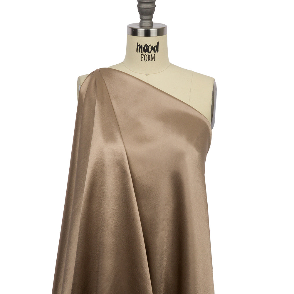 Sustainable Viscose Fluid Satin - Natural - Mood Exclusive Elliana Collection Sustainable Viscose Fluid Satin - Natural - Mood Exclusive Elliana Collection