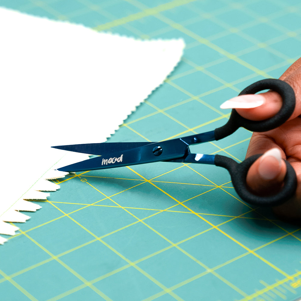 Mood Metallic Blue Embroidery Scissors with Matte Rubber Grips - 5"