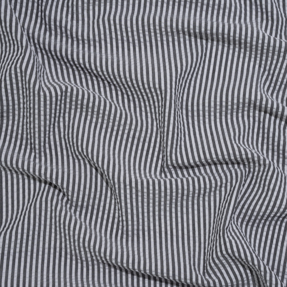 Polyester and Cotton Seersucker - Black and White Candy Stripes - Wylie Collection Polyester and Cotton Seersucker - Black and White Candy Stripes - Wylie Collection
