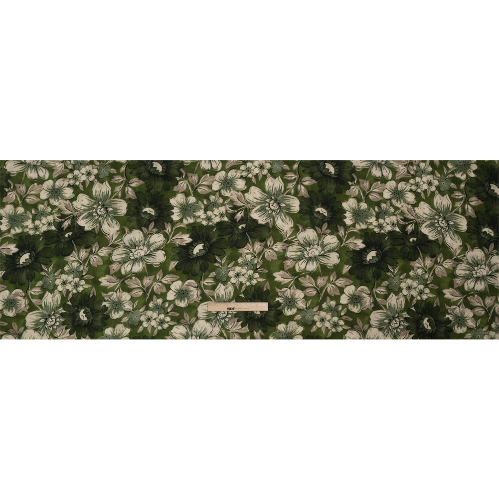 Sustainable Viscose Crepe Print - Green and White Floral - Mood Exclusive Crowded Fields Full Sustainable Viscose Crepe Print - Green and White Floral - Mood Exclusive Crowded Fields Full