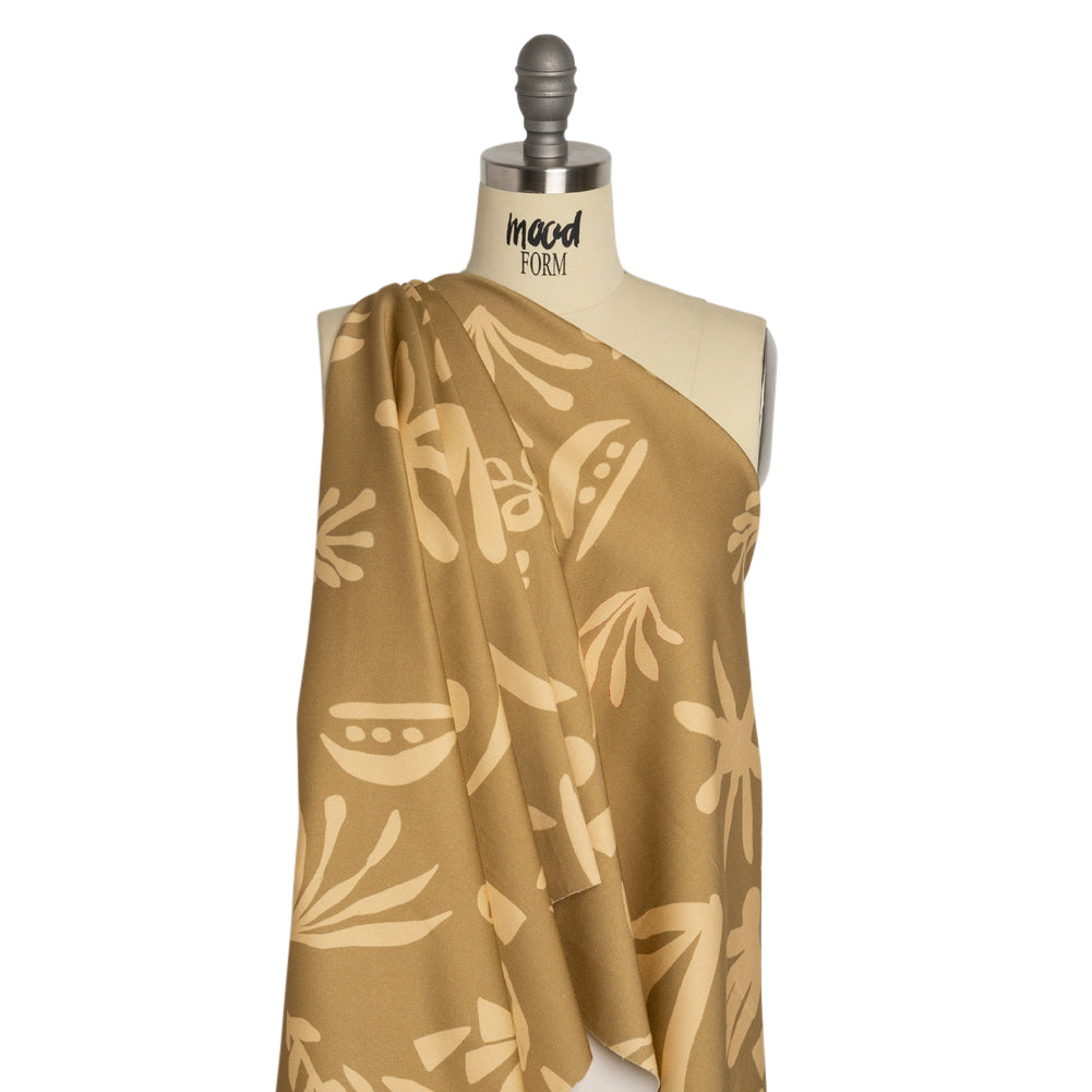 Stretch Cotton Twill Print - Beige and Sage Green Floral - Mood Exclusive Drawing Delight Drape Stretch Cotton Twill Print - Beige and Sage Green Floral - Mood Exclusive Drawing Delight Drape