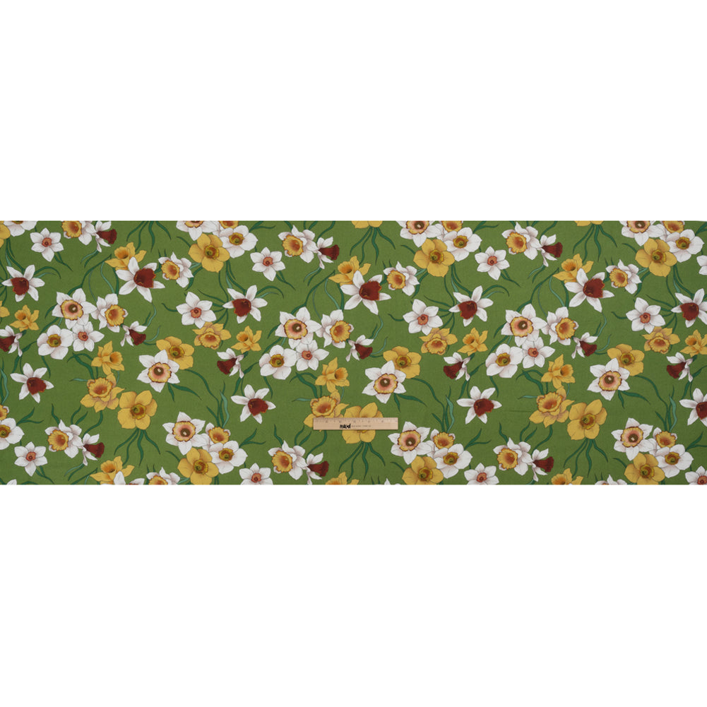 Viscose Crepe Print - Green, Yellow and Red Floral - Mood Exclusive Dizzy about Daffodils Drape Viscose Crepe Print - Green, Yellow and Red Floral - Mood Exclusive Dizzy about Daffodils Drape