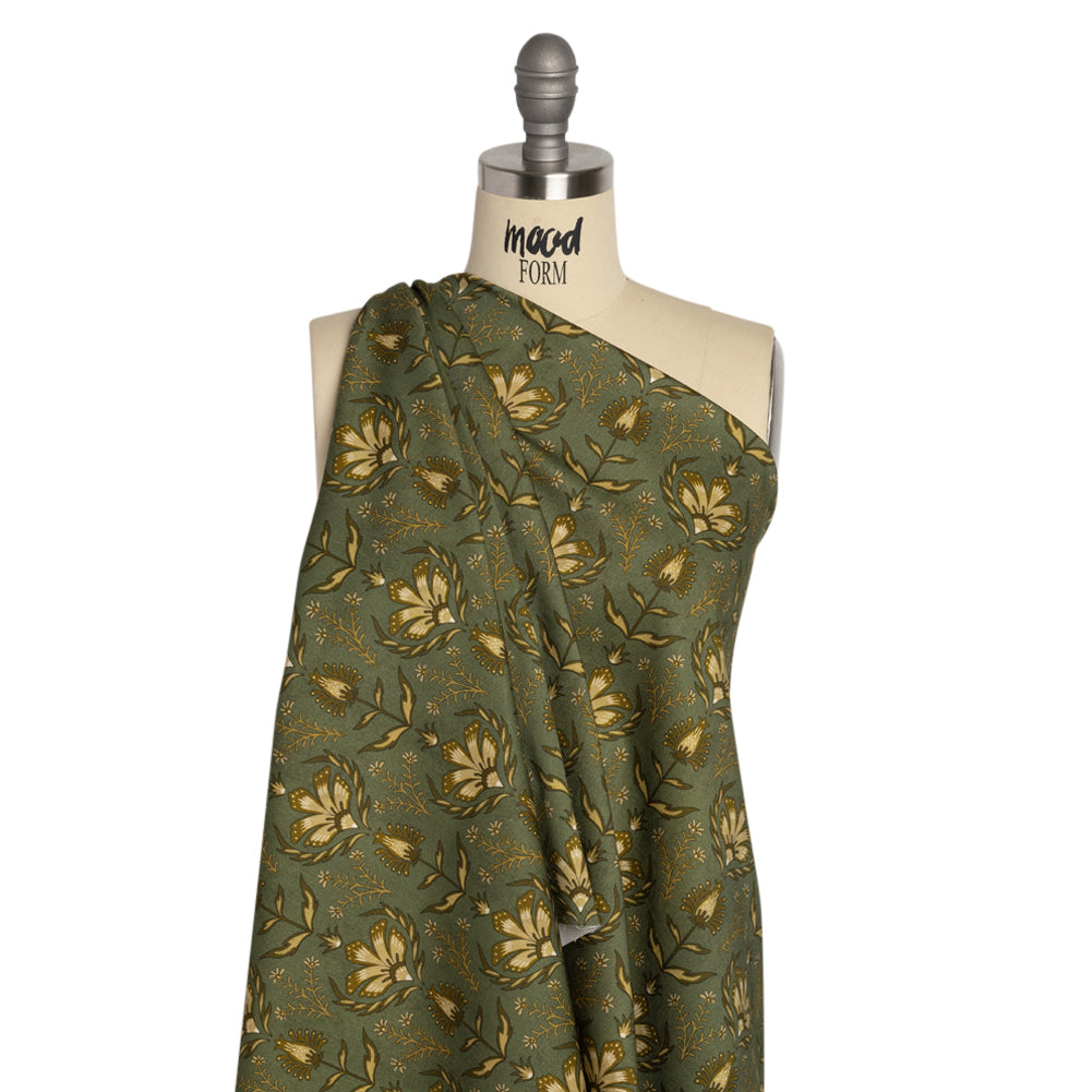 Stretch Cotton Twill Print - Green Floral - Mood Exclusive Watching the Fire Drape Stretch Cotton Twill Print - Green Floral - Mood Exclusive Watching the Fire Drape