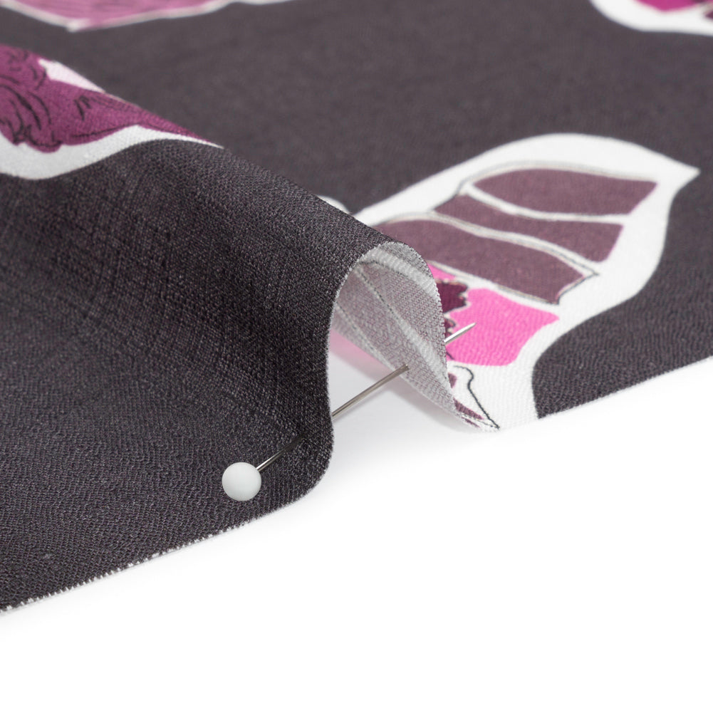 Slubbed Viscose Woven Print - Purple and Pink Female Portraits - Mood Exclusive Phenomenal Woman Detail Slubbed Viscose Woven Print - Purple and Pink Female Portraits - Mood Exclusive Phenomenal Woman Detail