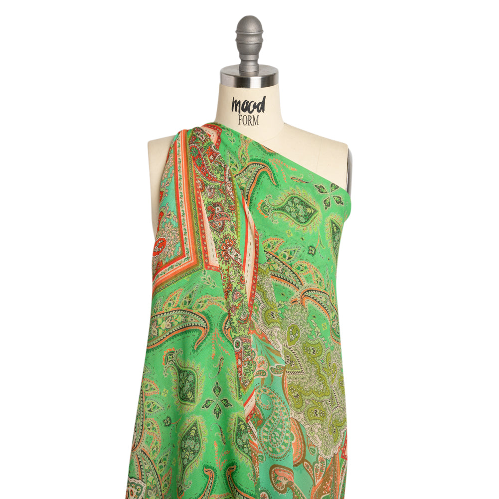 Mood Exclusive Green Petals and Paisleys Viscose Georgette Detail Mood Exclusive Green Petals and Paisleys Viscose Georgette Detail