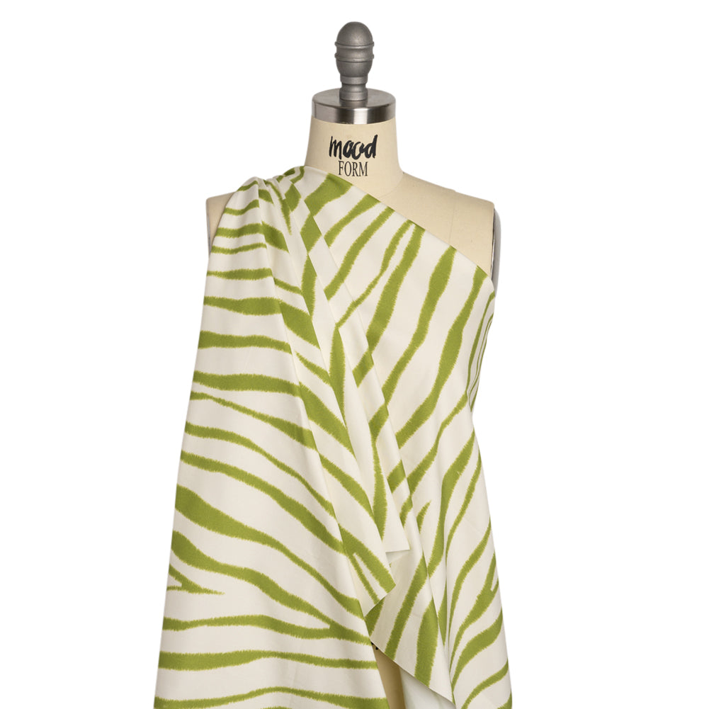 Mood Exclusive Kiwi Zebra Chic Stretch Brushed Cotton Twill Drape Mood Exclusive Kiwi Zebra Chic Stretch Brushed Cotton Twill Drape
