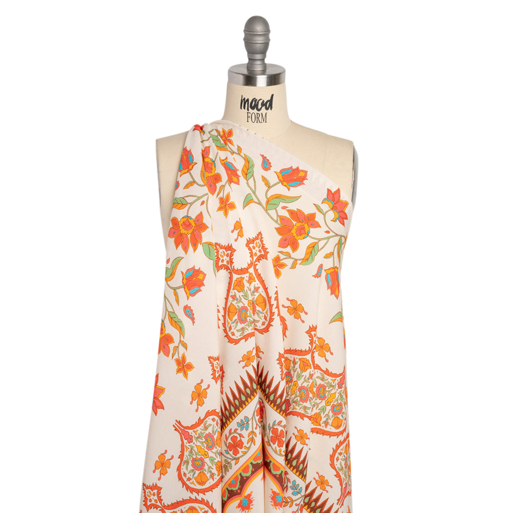 Viscose Crepe Panel - Orange Orante Floral - Mood Exclusive Tea Kettle Treats Detail Viscose Crepe Panel - Orange Orante Floral - Mood Exclusive Tea Kettle Treats Detail