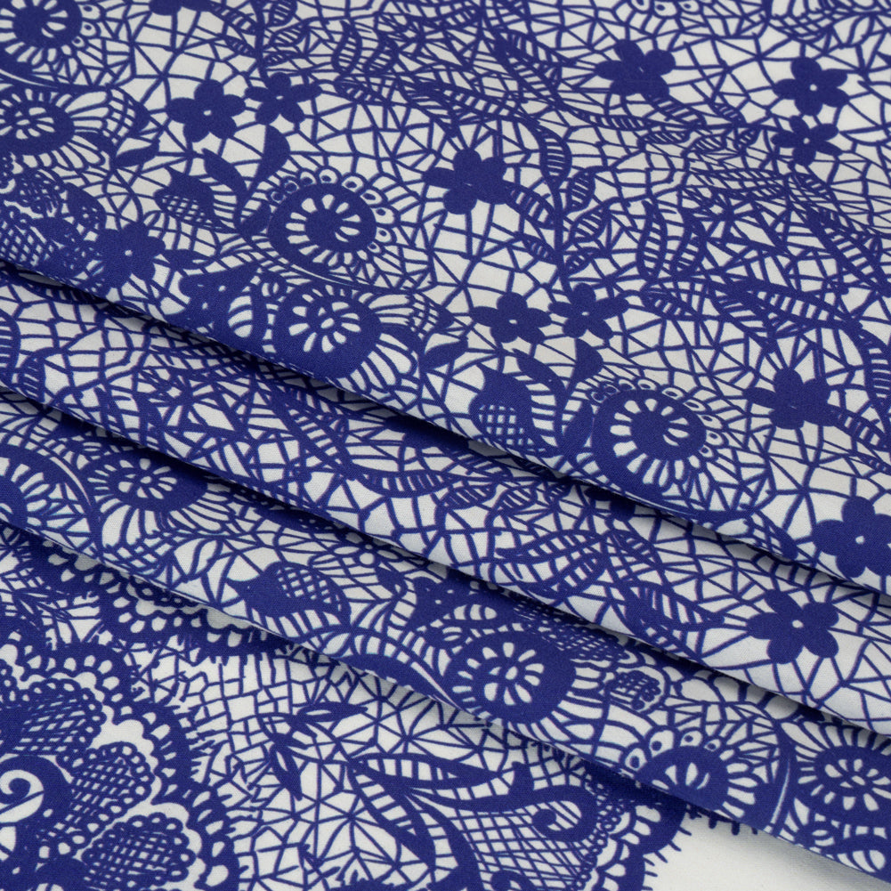 Mood Exclusive Ultramarine Two Sugar Cubes Cotton Poplin Folded Mood Exclusive Ultramarine Two Sugar Cubes Cotton Poplin Folded