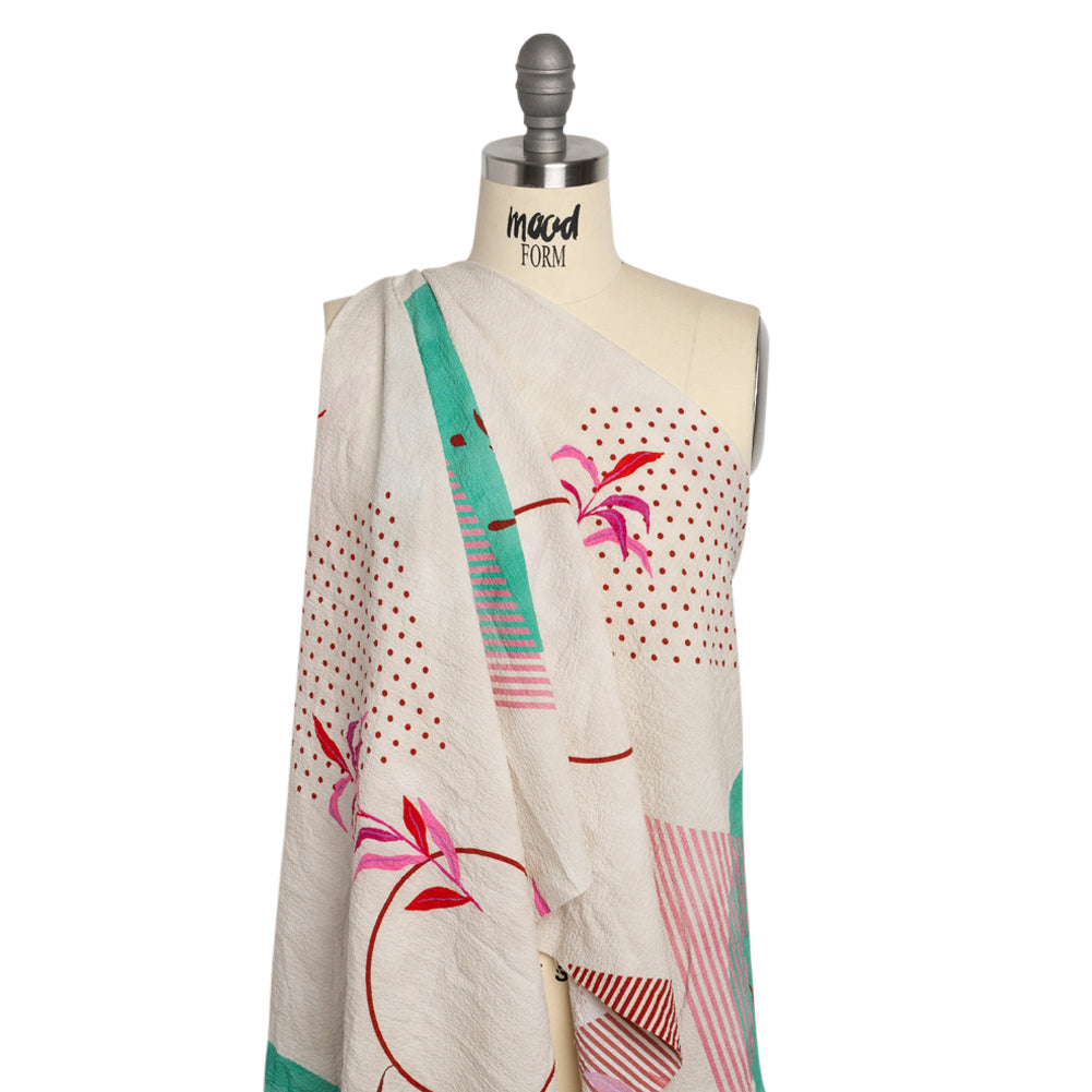 Mood Exclusive Cream Calligraph Creator Stretch Polyester Seersucker Drape Mood Exclusive Cream Calligraph Creator Stretch Polyester Seersucker Drape
