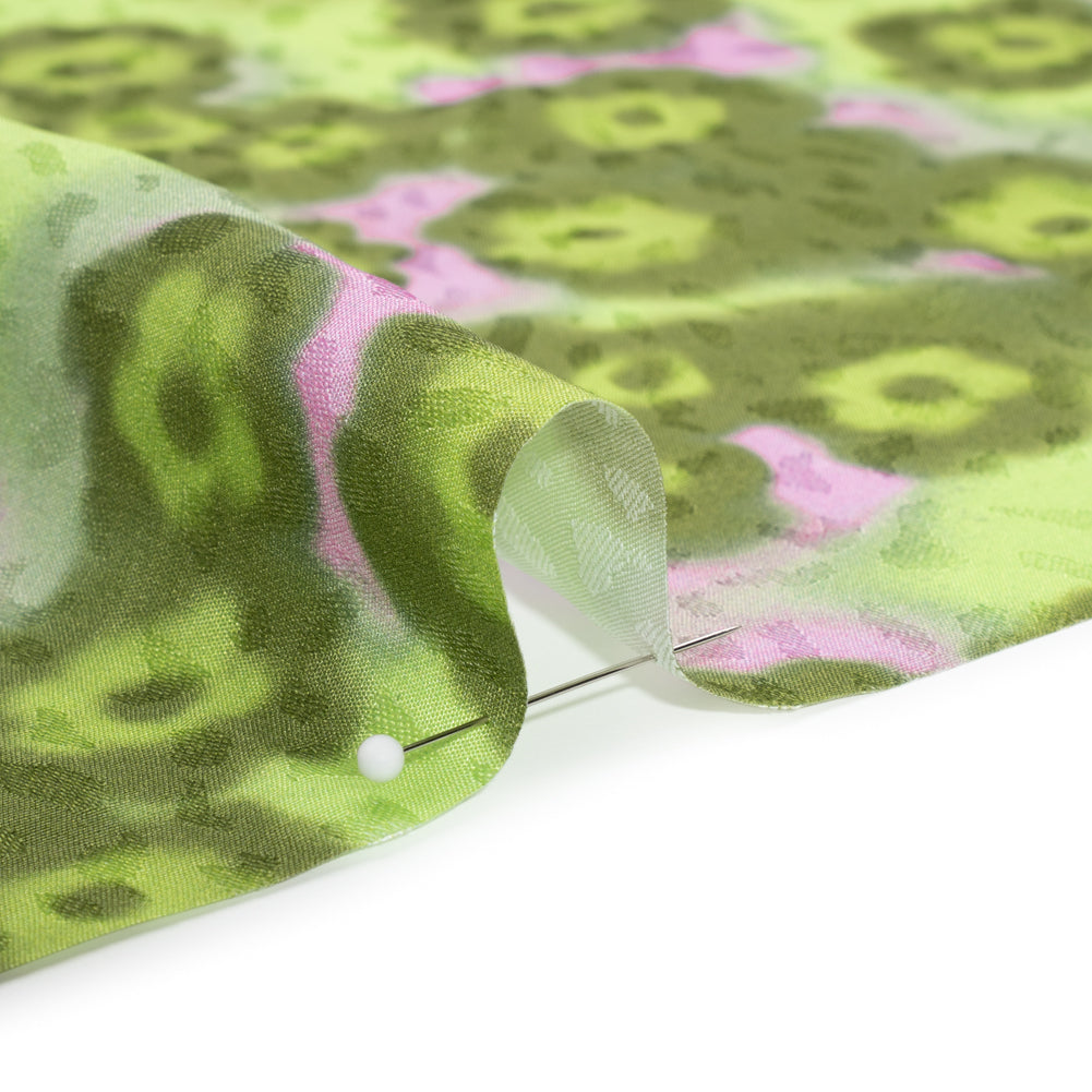 Mood Exclusive Green Garden on the Banks Sustainable Viscose Jacquard Folded Mood Exclusive Green Garden on the Banks Sustainable Viscose Jacquard Folded