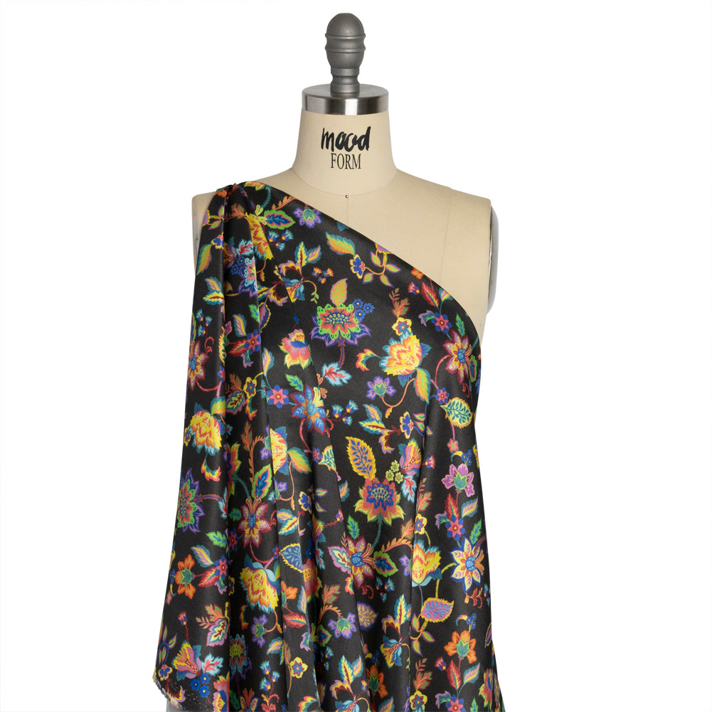 Mood Exclusive Yellow Mandrake Matinee Sustainable Viscose Fluid Satin Detail Mood Exclusive Yellow Mandrake Matinee Sustainable Viscose Fluid Satin Detail