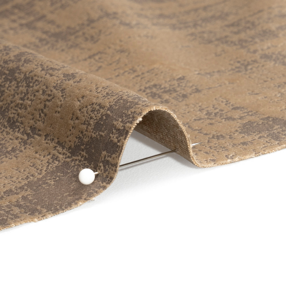 Kasa Tan Crosshatching Embossed Knit Velvet Detail Kasa Tan Crosshatching Embossed Knit Velvet Detail