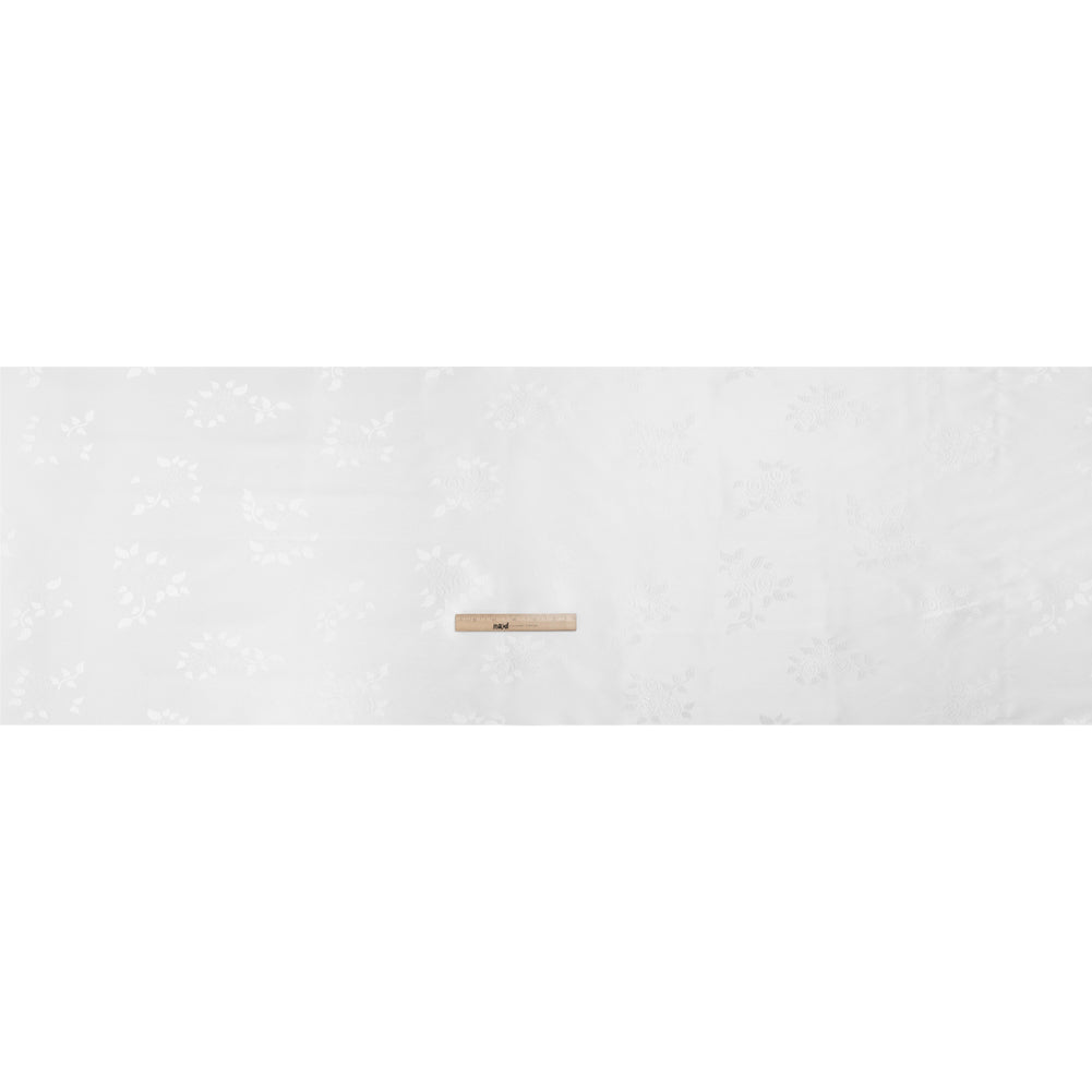 Luminous White Dainty Roses Polyester Jacquard Full Luminous White Dainty Roses Polyester Jacquard Full