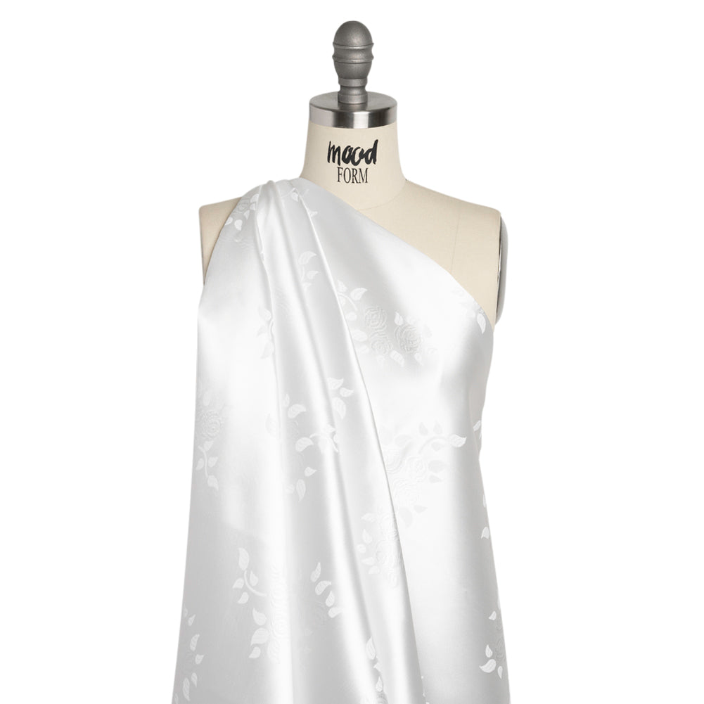 Luminous White Dainty Roses Polyester Jacquard Drape Luminous White Dainty Roses Polyester Jacquard Drape