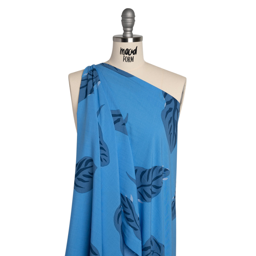 Rayon Batiste - Sky Blue Palm Leaves Detail Rayon Batiste - Sky Blue Palm Leaves Detail