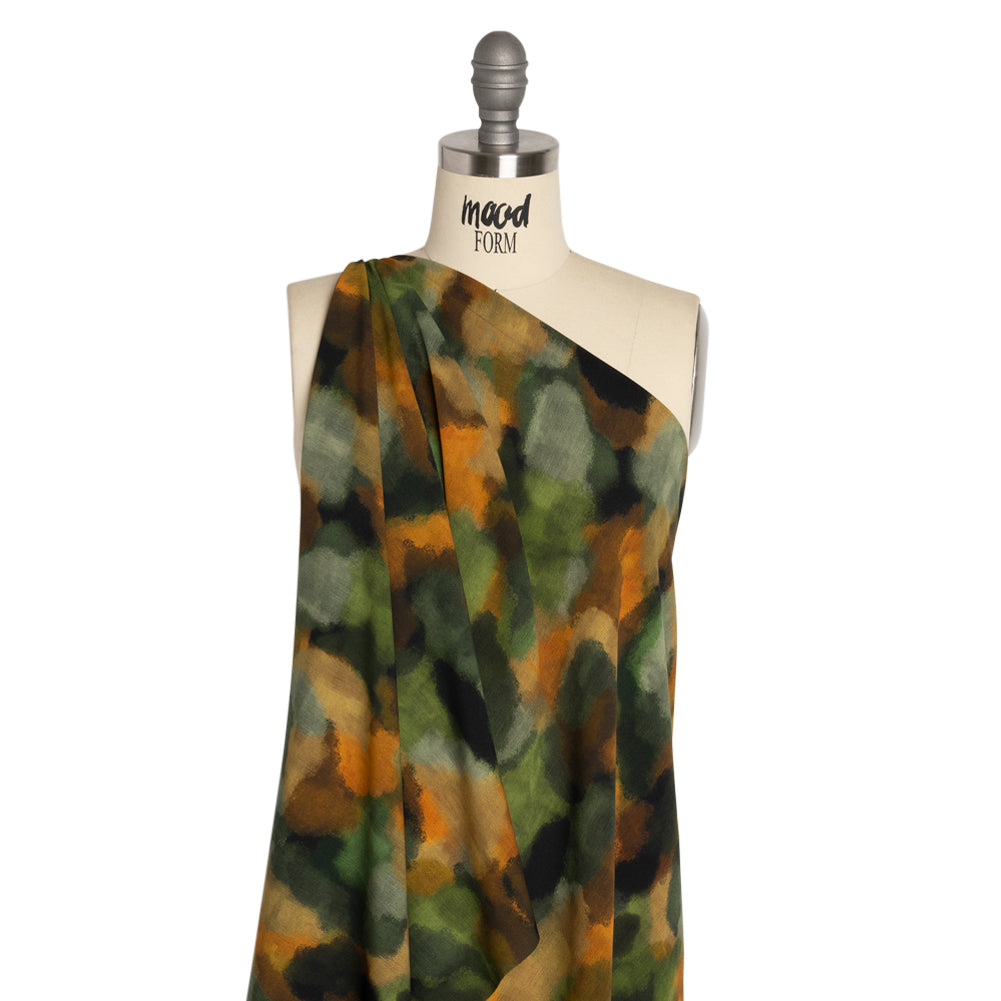 Mood Exclusive Green Fade Away Lightweight Polyester Crepe Drape Mood Exclusive Green Fade Away Lightweight Polyester Crepe Drape