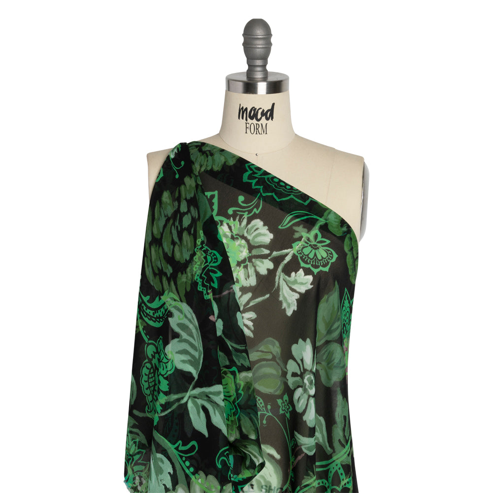 Mood Exclusive Green Ballroom Botanicals Viscose Chiffon Detail Mood Exclusive Green Ballroom Botanicals Viscose Chiffon Detail