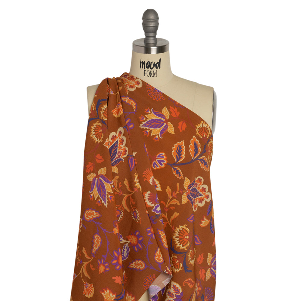Mood Exclusive Brown Nutmeg Meadow Sustainable Viscose and Polyester Twill Detail Mood Exclusive Brown Nutmeg Meadow Sustainable Viscose and Polyester Twill Detail