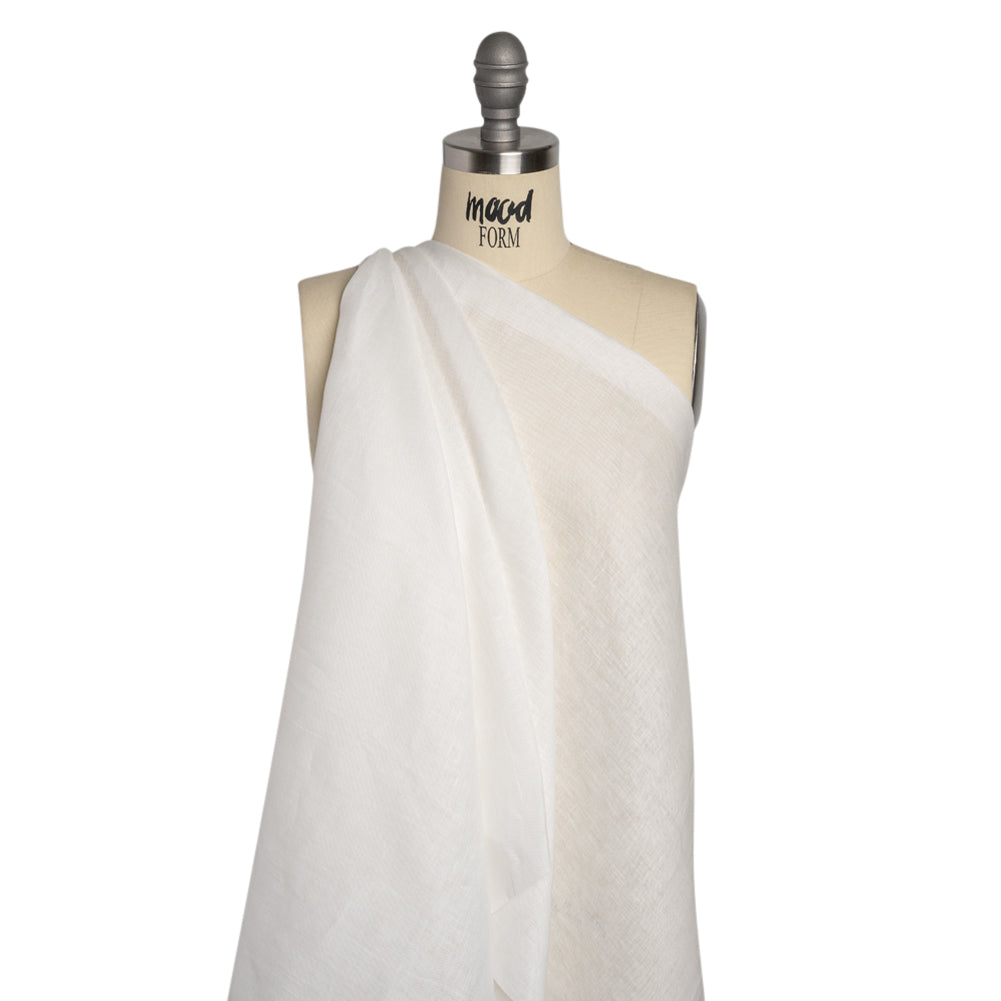 Famous Australian Designer White Lightweight Linen Woven Drape Famous Australian Designer White Lightweight Linen Woven Drape