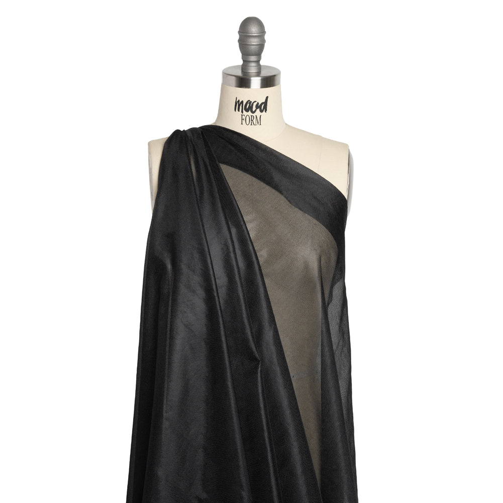 Mesh Fusible Interlining Single Side - Black Drape Mesh Fusible Interlining Single Side - Black Drape