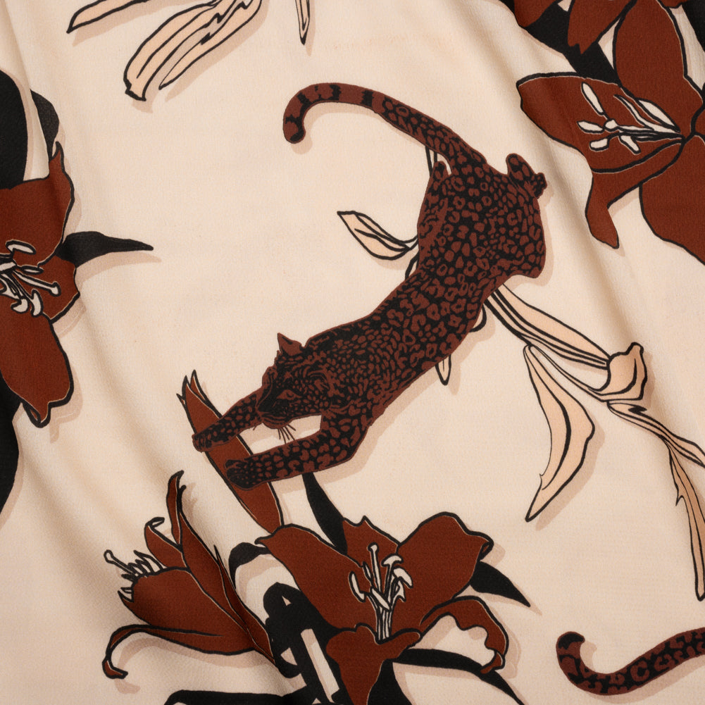 Polyester Satin-Faced Seersucker - Beige and Russet Leopards and Flowers - Made in Italy Polyester Satin-Faced Seersucker - Beige and Russet Leopards and Flowers - Made in Italy
