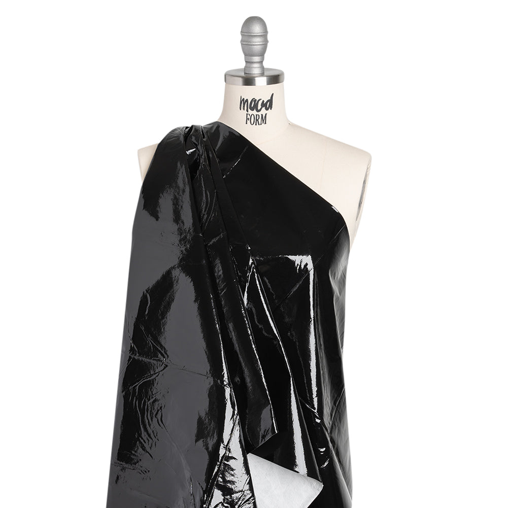 PU Coated Tyvek - Glossy Black - Drape PU Coated Tyvek - Glossy Black - Drape