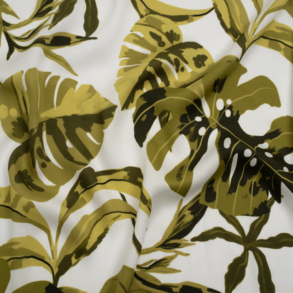 Rayon Challis - Green and White Tropical Leaves - Mood Exclusive Paradise Rhapsody Print Rayon Challis - Green and White Tropical Leaves - Mood Exclusive Paradise Rhapsody Print