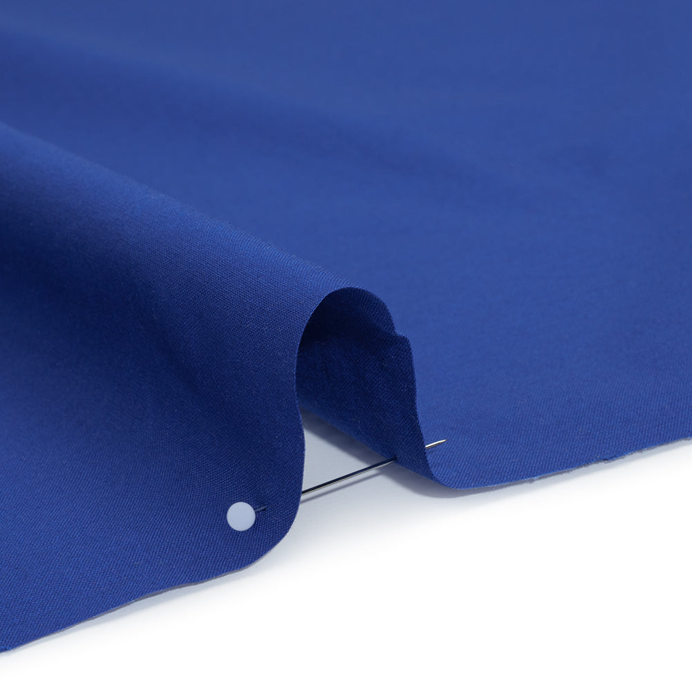 Sew Classic Solid Quilting Cotton Fabrics - Dark Royal Blue Detail Sew Classic Solid Quilting Cotton Fabrics - Dark Royal Blue Detail