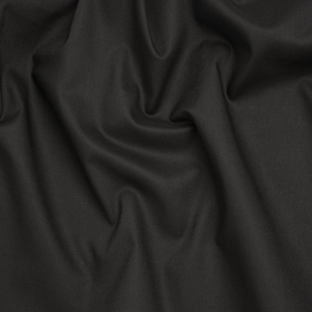Sew Classic Solid Quilting Cotton Fabrics - Black Sew Classic Solid Quilting Cotton Fabrics - Black