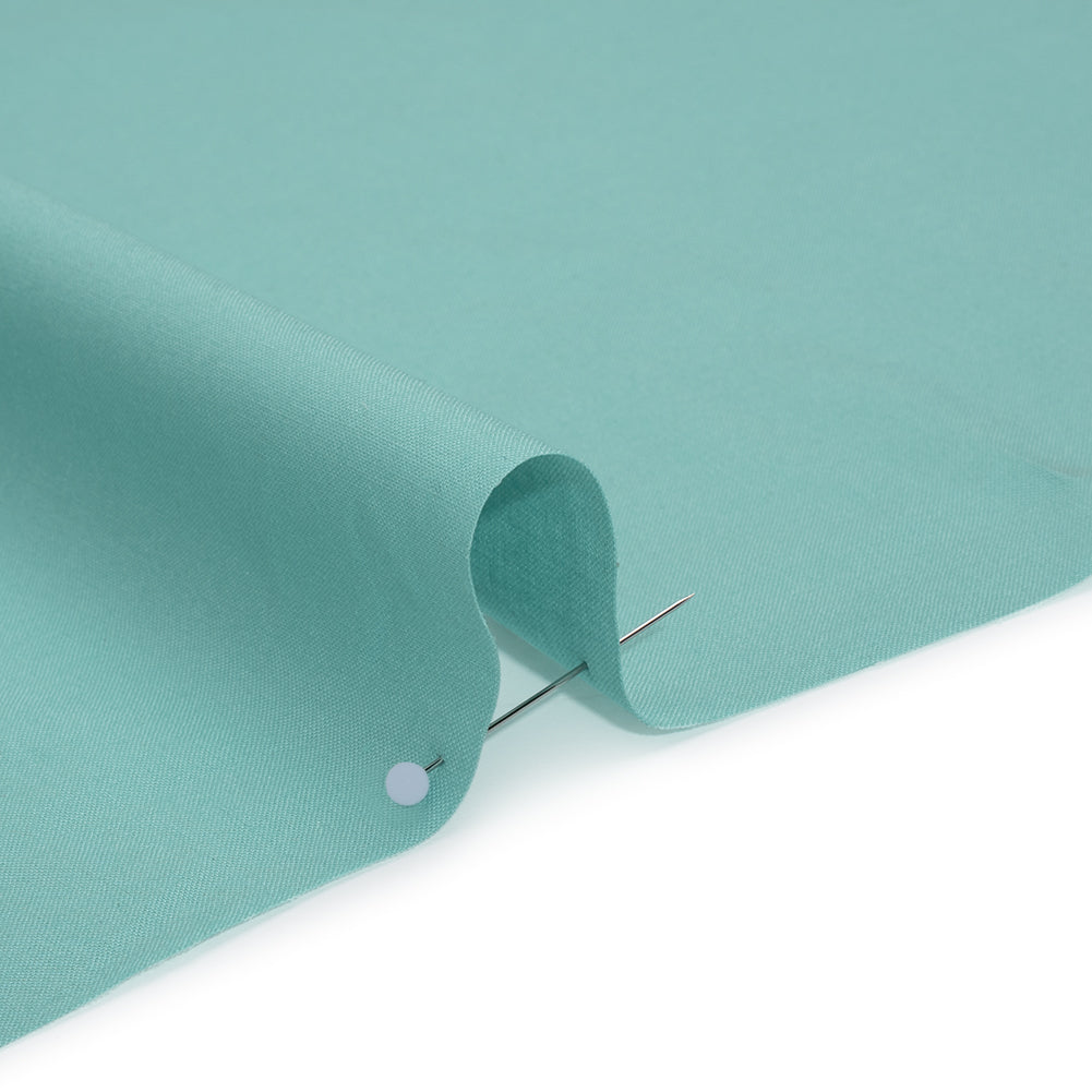 Sew Classic Solid Quilting Cotton Fabrics - Spray Green Sew Classic Solid Quilting Cotton Fabrics - Spray Green