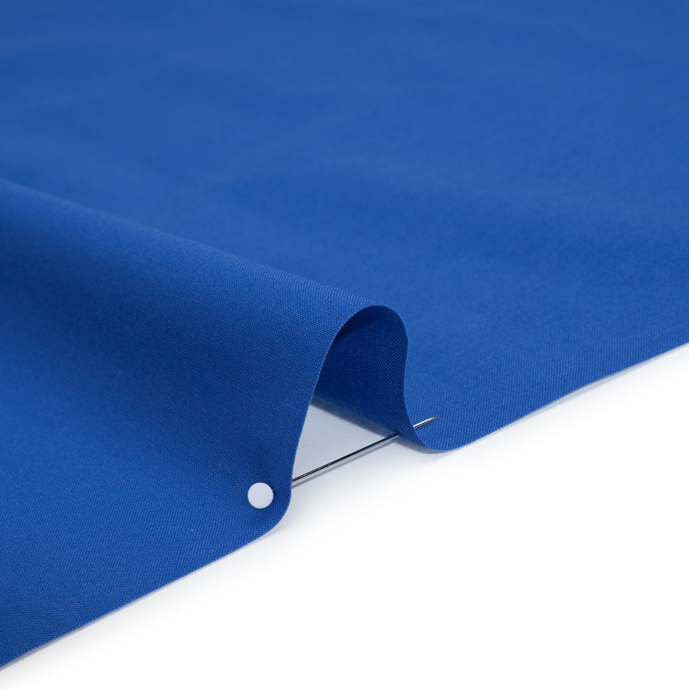 Sew Classic Solid Quilting Cotton Fabrics - Bright Royal Blue Detail Sew Classic Solid Quilting Cotton Fabrics - Bright Royal Blue Detail
