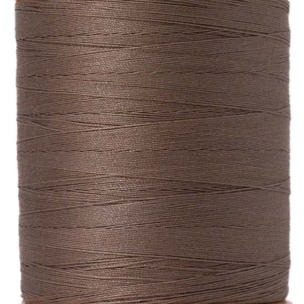 Gutermann Natural Cotton Thread 800m - 1225 Taupe - Detail Gutermann Natural Cotton Thread 800m - 1225 Taupe - Detail
